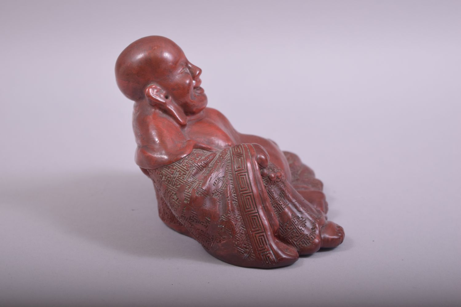 A CHINESE RED LACQUERED FIGURE OF BUDDHA, base 14.5cm wide. - Image 4 of 6