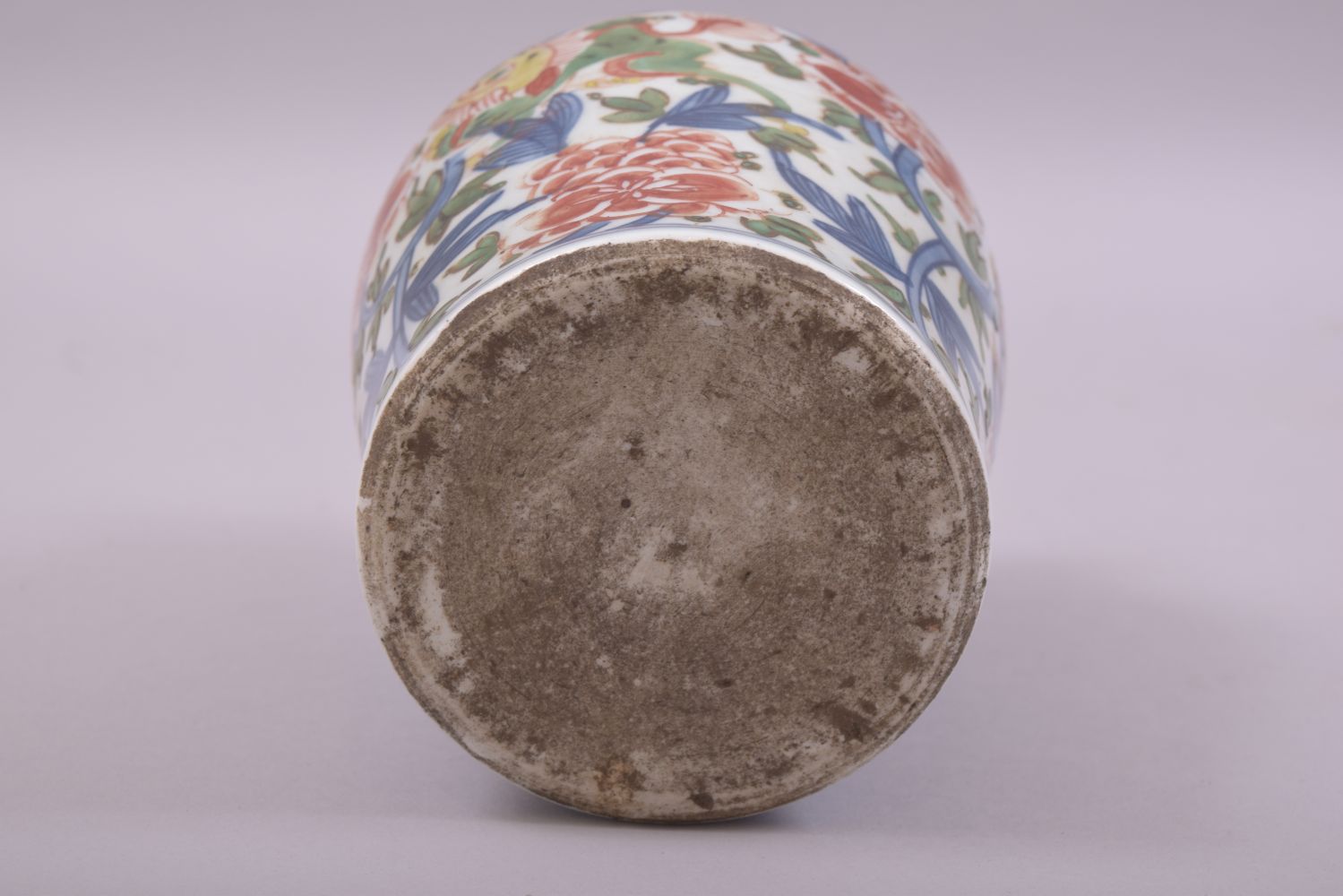 A CHINESE DOUCAI PORCELAIN VASE, painted in the doucai palette with kylin and large flower heads, - Image 6 of 6