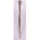 A 19TH CENTURY OTTOMAN WHITE METAL MOUNTED KARD, the 14.5cm blade with stylised gold damascened