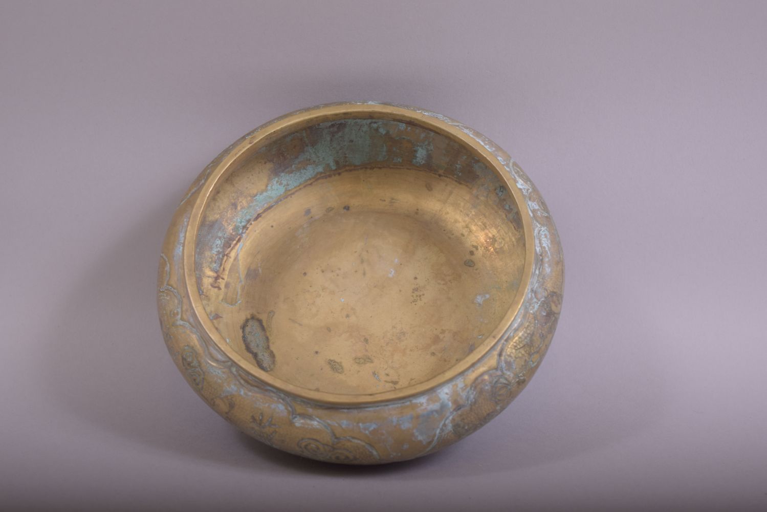 A CHINESE EMBOSSED AND CHASED BRONZE BOWL, with scenes of men on horseback in outdoor settings, - Image 5 of 7