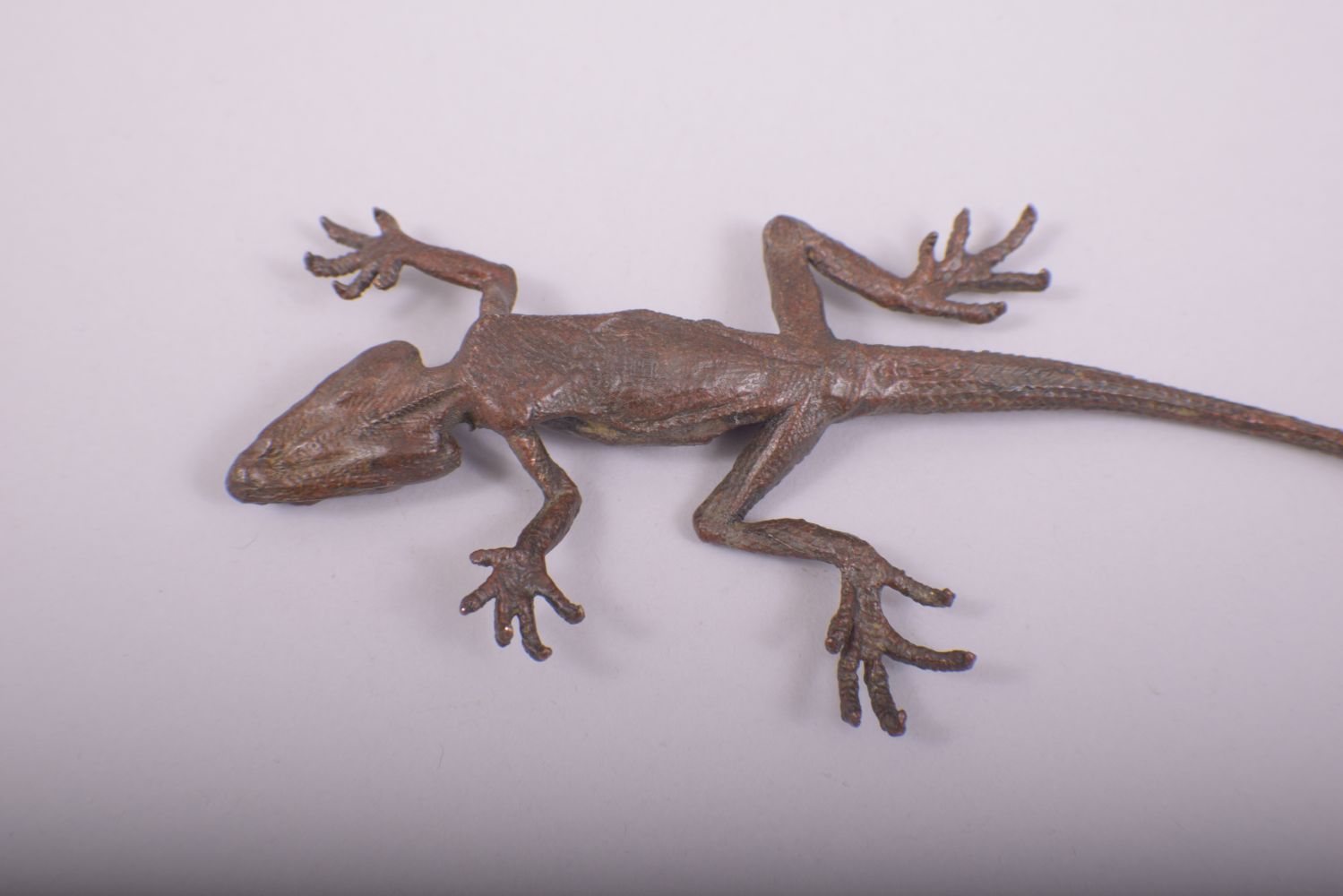 A JAPANESE BRONZE MODEL OF LIZARD, stamped underside, 16cm long. - Image 5 of 5