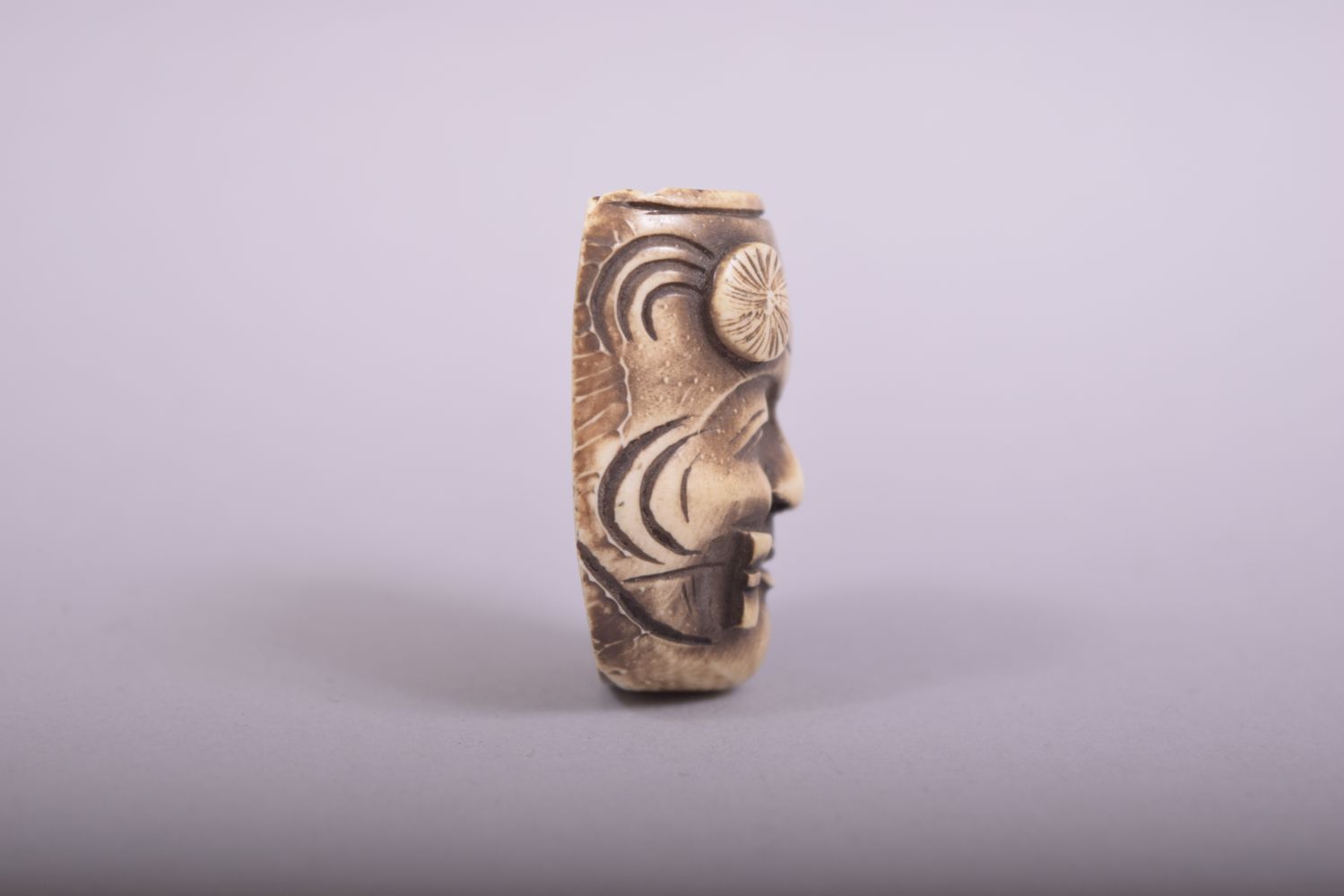 A SMALL JAPANESE CARVED IVORY OR BONE MASK, 3.5cm. - Image 2 of 6