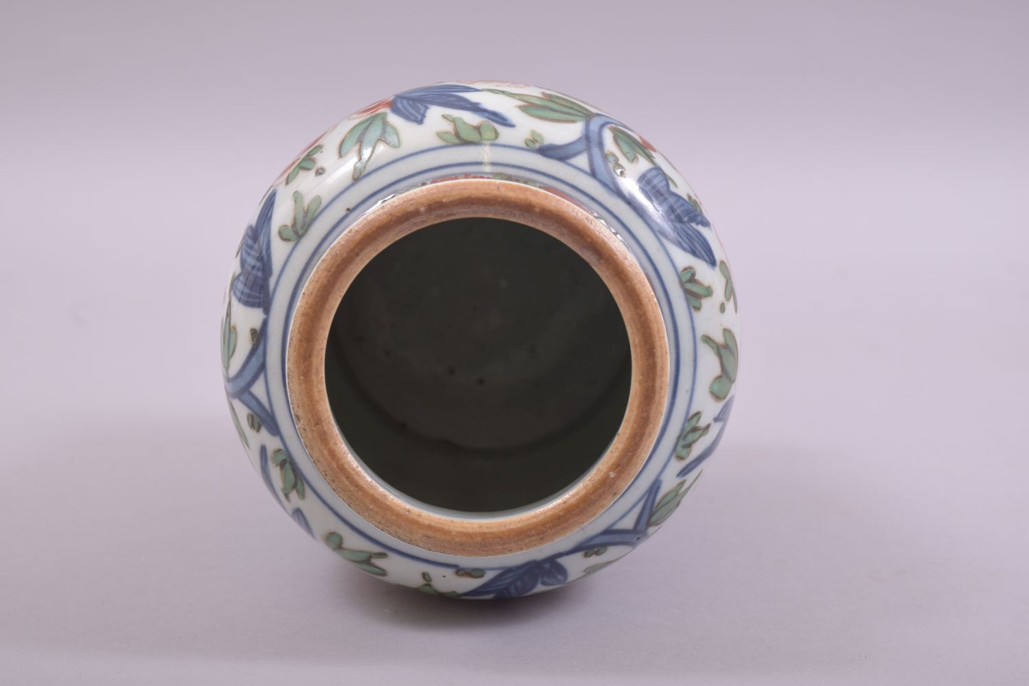 A CHINESE DOUCAI PORCELAIN VASE, painted in the doucai palette with kylin and large flower heads, - Image 5 of 6