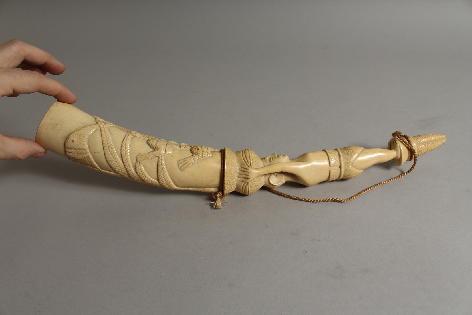 A CARVED IVORY OLIPHANT. 18ins long. - Image 3 of 6