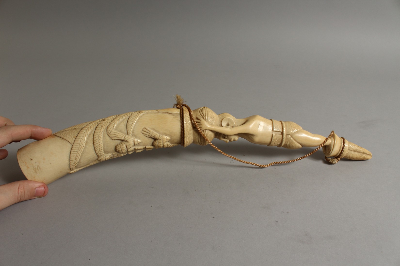 A CARVED IVORY OLIPHANT. 18ins long. - Image 5 of 6