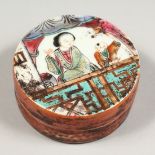 A SMALL CHINESE PORCELAIN CIRCULAR BOX AND COVER, 2.25ins diameter.