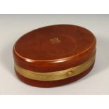 A TRAVELLING LEATHER FITTED INKWELL. 4.5ins x 3.5ins