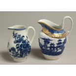 AN 18TH CENTRUY CAUGHLEY JUG printed with the Fence pattern and a Late Caughley jug printed with a