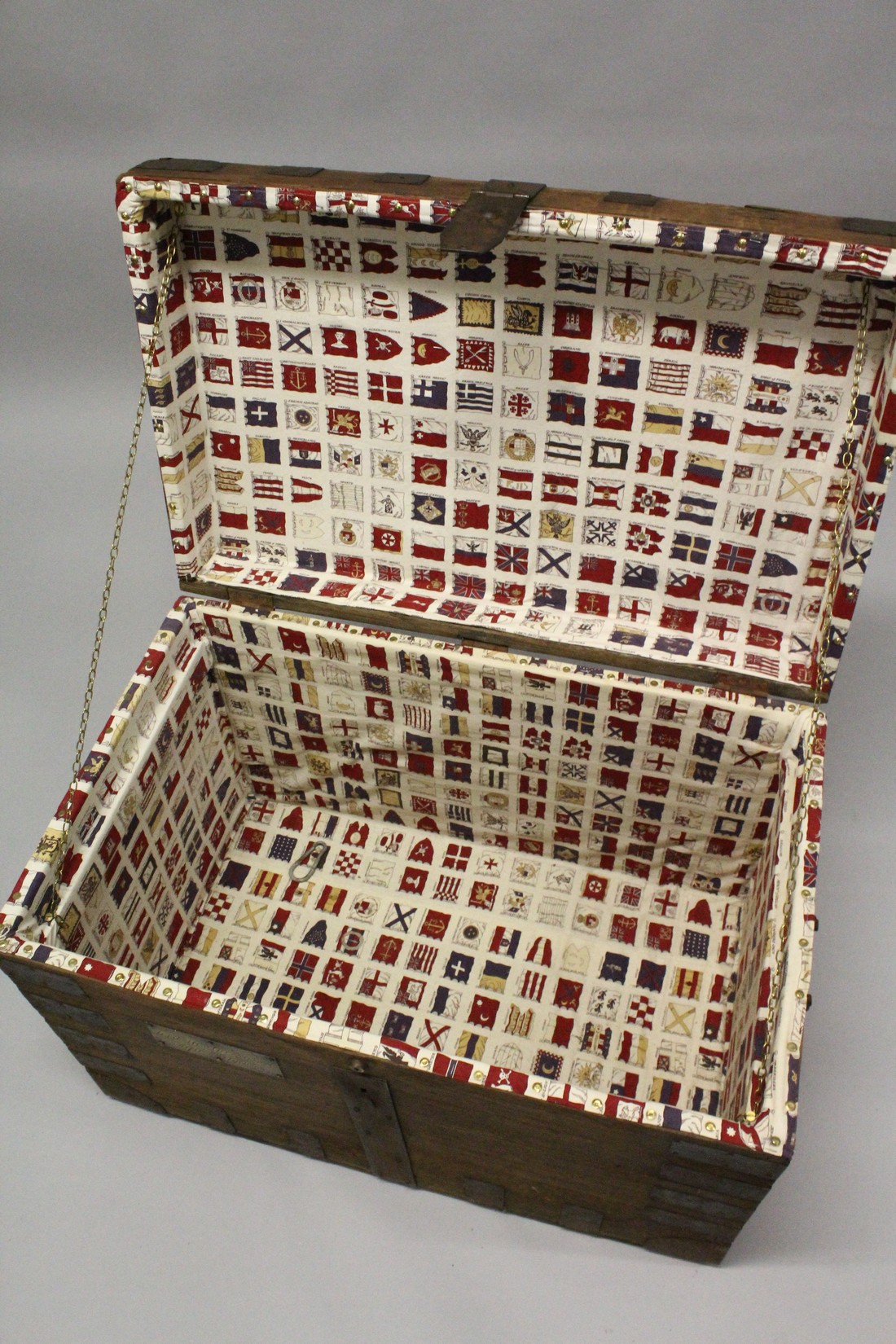 AN OAK AND IRON BAND SILVER CHEST, the front with applied brass owner's plaque for " Lord Alex - Image 7 of 7