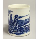 A WORCESTER BLUE AND WHITE MUG with 'a man aiming a gun' pattern. Circa. 1775 - 85. 3.25ins high.