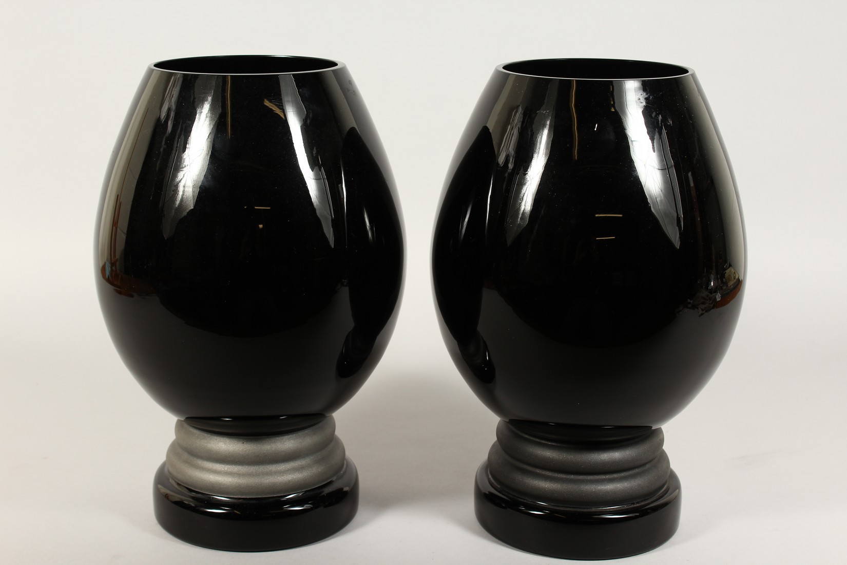 A GOOD PAIR OF CHARDER ART DECO GLASS VASES with stylised geometric design. 12ins high. - Image 3 of 3