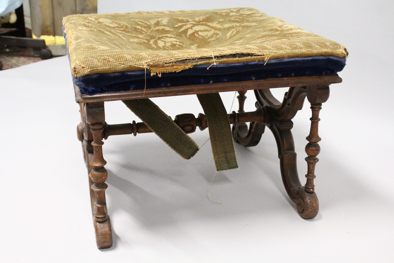 A VICTORIAN WALNUT SQUARE TOP STOOL with needlework top. 20ins. - Image 3 of 3