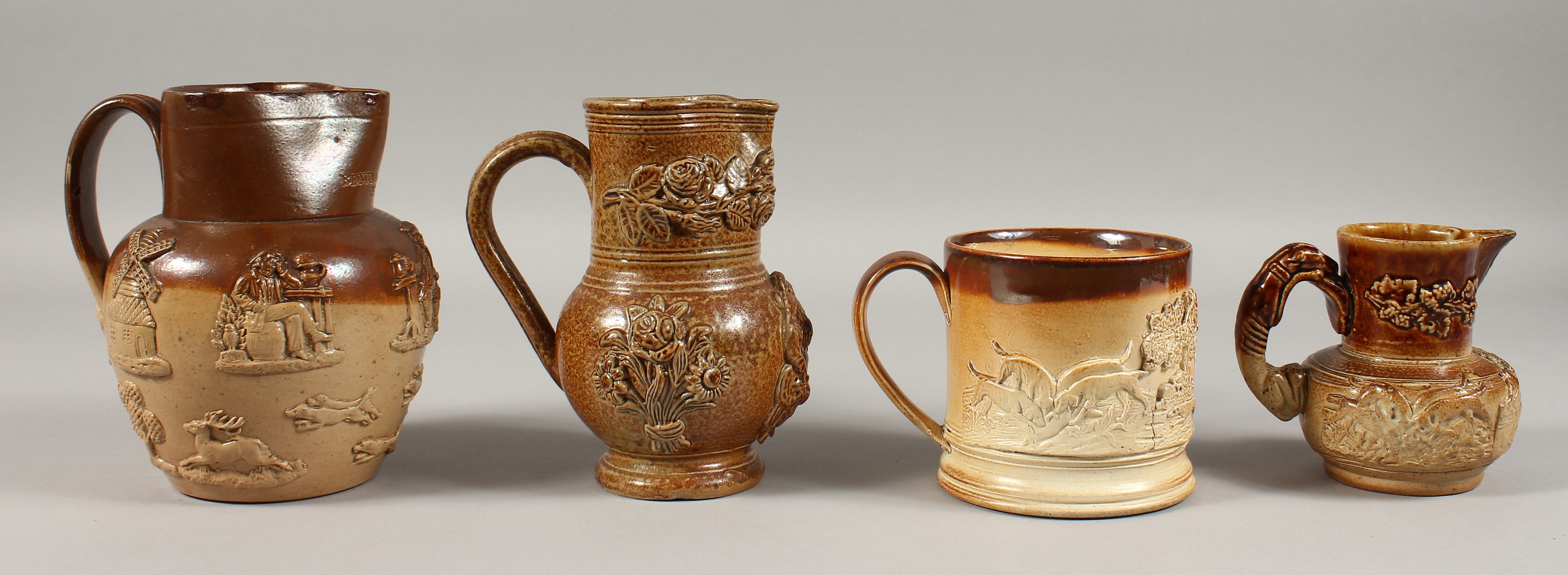 FOUR PIECES OF SALT GLAZE, three jugs and a mug (4). - Bild 2 aus 9