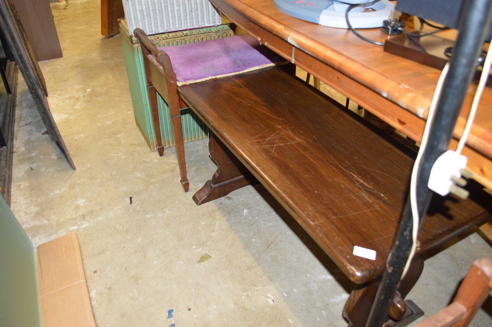 Household furniture to include Lloyd Loom linen baskets. - Image 4 of 5