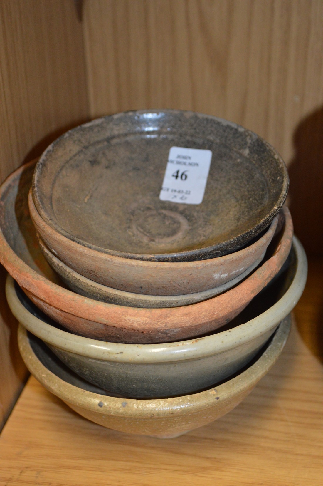 Six Chinese earthenware bowls.