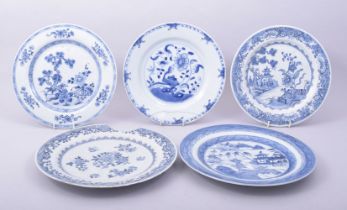 FIVE CHINESE BLUE AND WHITE PORCELAIN DISHES, (af), (5).