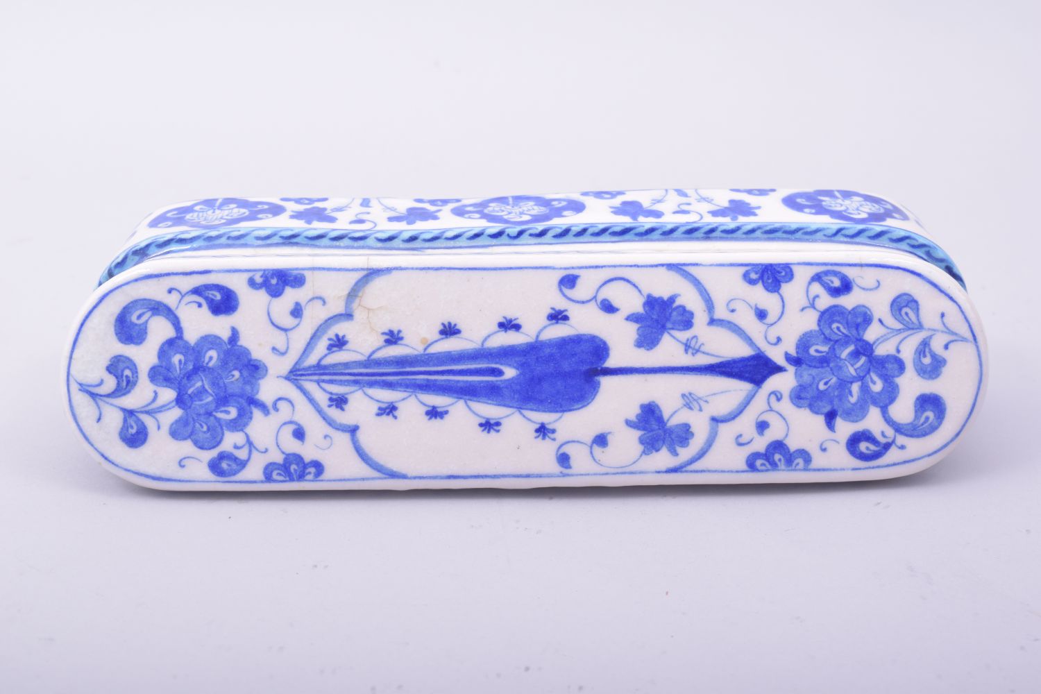 A TURKISH OTTOMAN BLUE AND WHITE GLAZED POTTERY LIDDED PEN BOX, the interior with three - Image 2 of 6