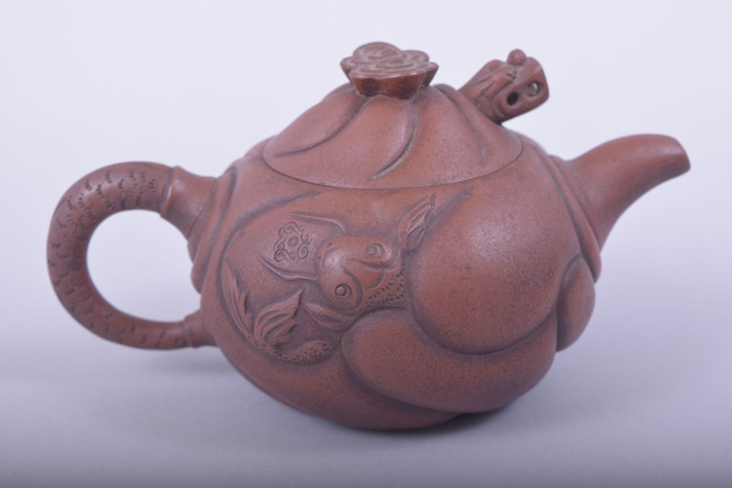 A CHINESE YIXING TEAPOT, the side with moulded dragon and carp, the cover with reticulated dragon - Image 3 of 10