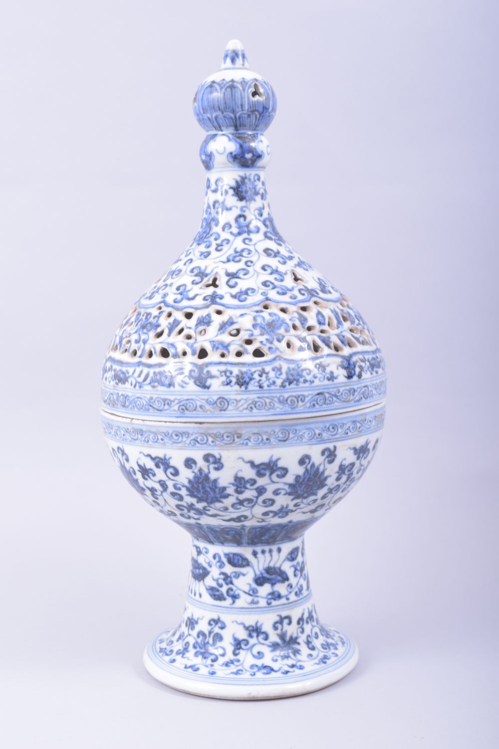 A LARGE CHINESE BLUE AND WHITE PEDESTAL CENSER WITH PIERCED COVER, for the Islamic market, profusely - Image 4 of 10