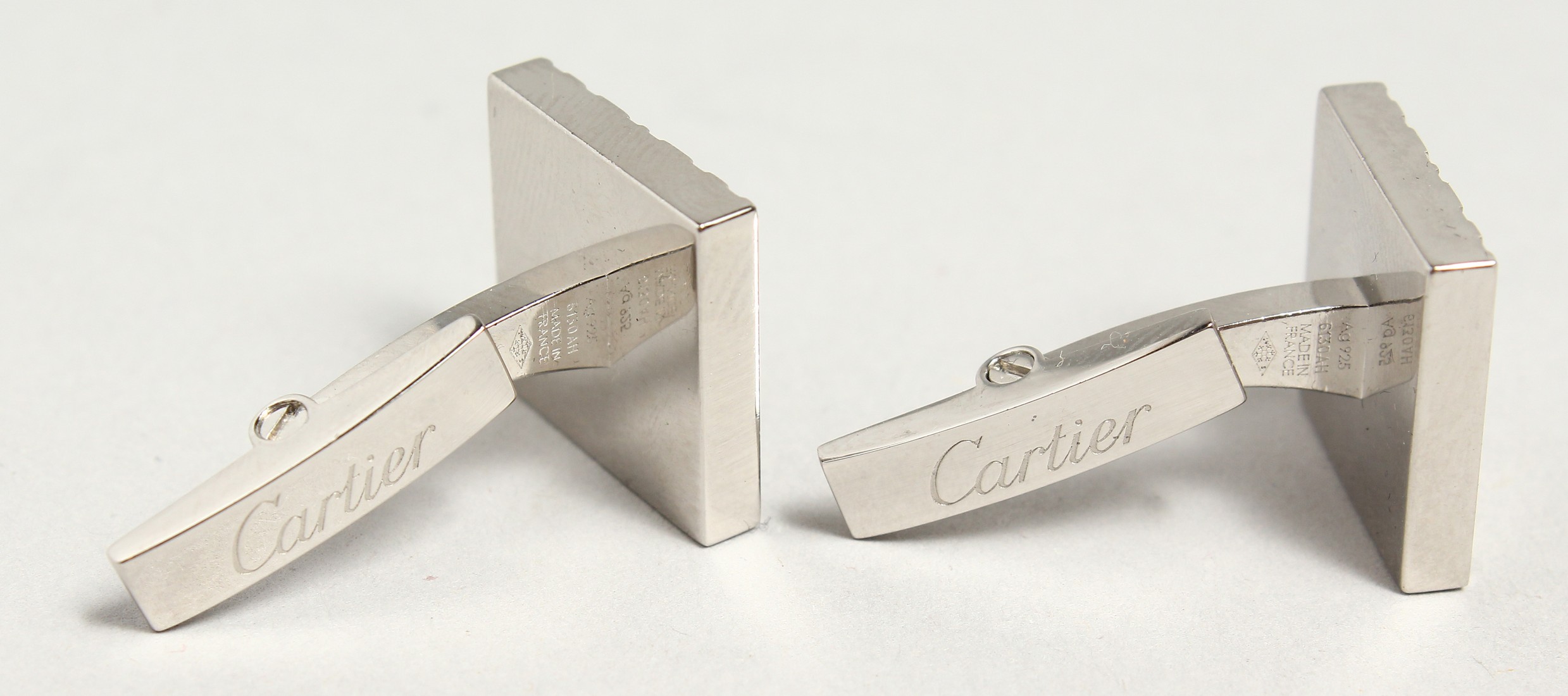 A GOOD PAIR OF CARTIER .925 CUFF LINKS in original red box and white outer box - Image 8 of 11