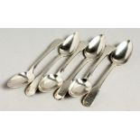 A SET OF SIX GEORGE III TEASPOONS London, 1802, Maker Ely & Fearn.