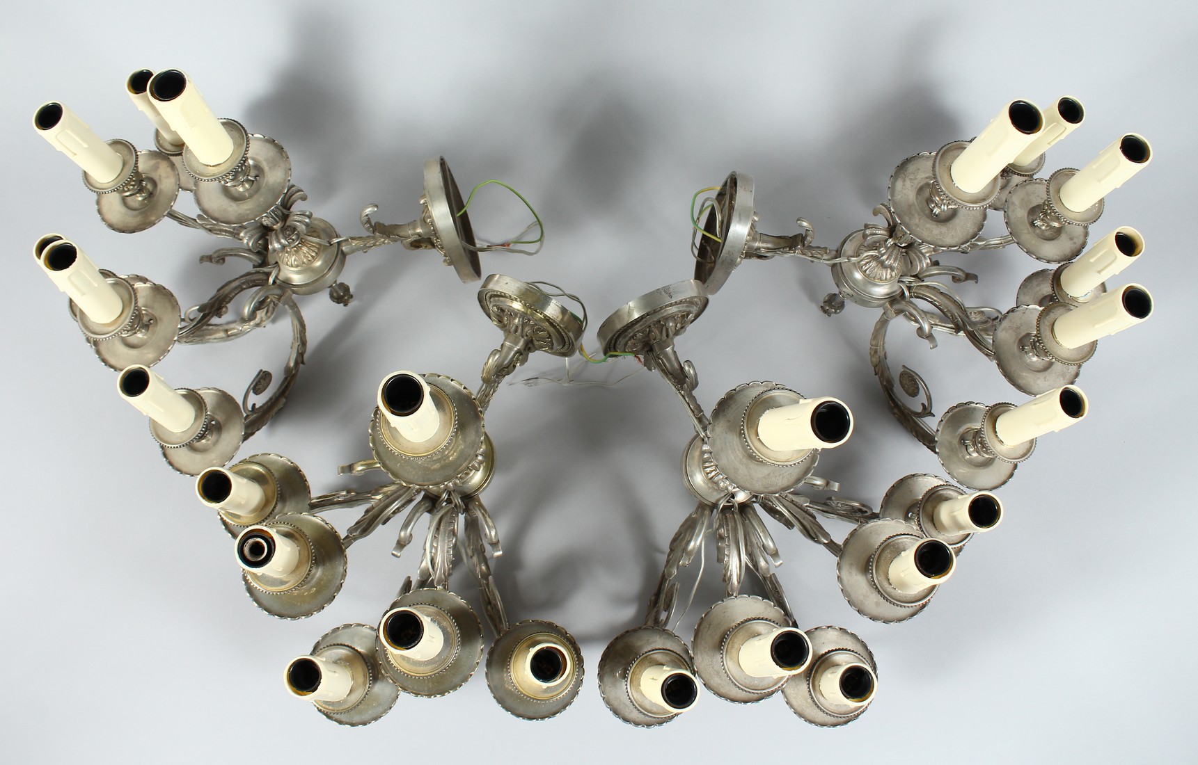 A GOOD SET OF FOUR SILVERED BRASS ADAM REVIVAL SIX LIGHT WALL APPLIQUES with a single light above - Image 6 of 6