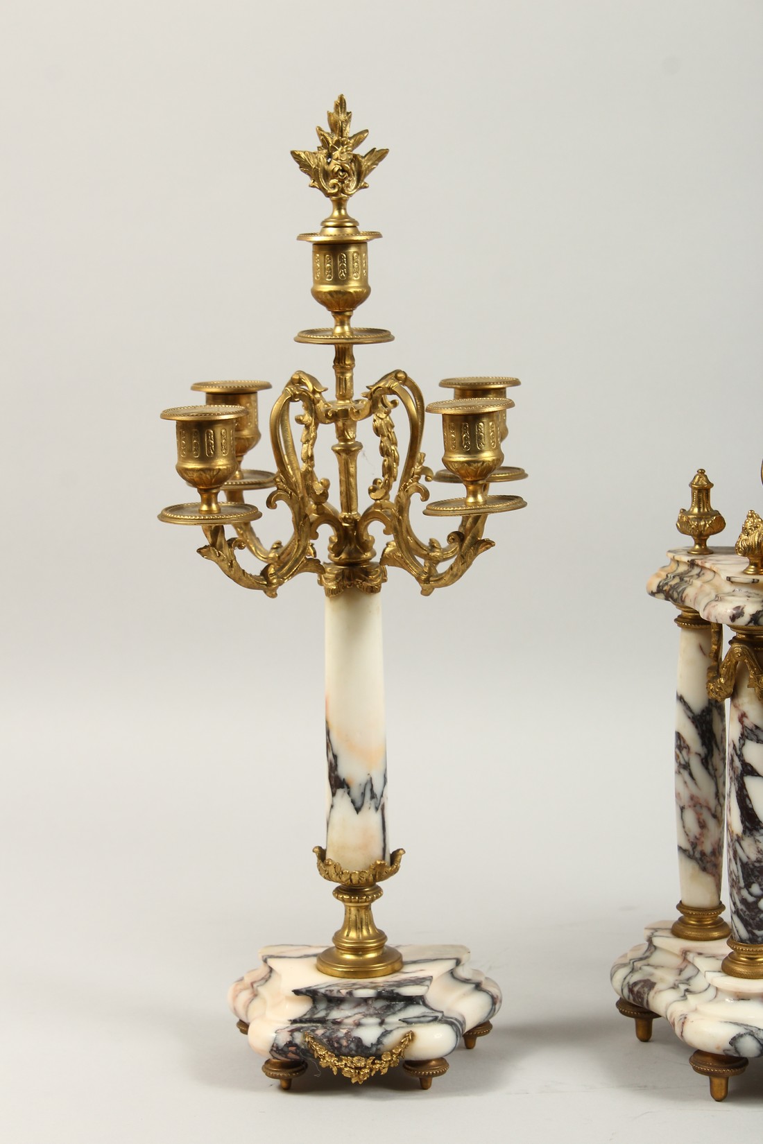 A LOUIS XVI DESIGN VEINED MARBLE AND ORMOLU CLOCK GARNITURE, the side pieces with four scrolling - Image 2 of 8