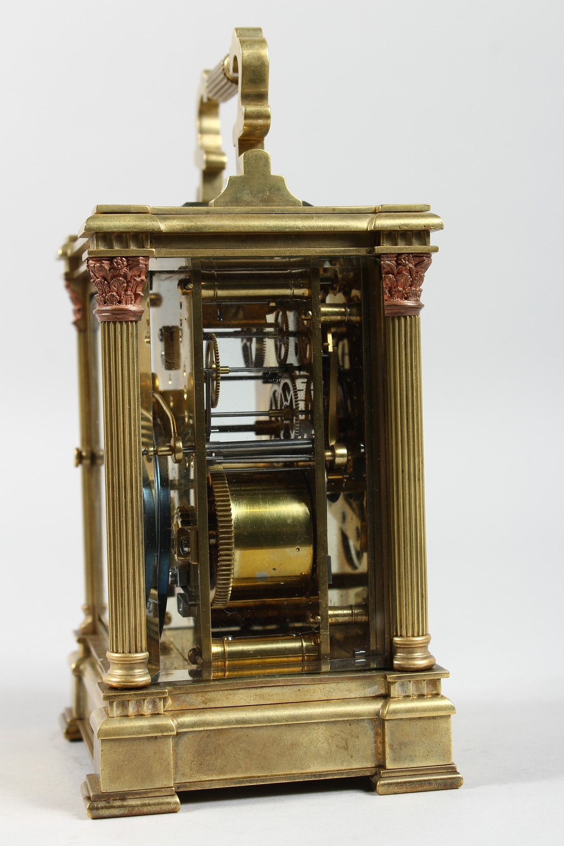 A GOOD GOLDSMITHS & SILVERSMITHS BRASS CARRIAGE CLOCK with repeat action and column supports. 6ins - Image 4 of 9