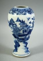 A CHINESE BLUE AND WHITE PORCELAIN VASE, 17.5cm high.