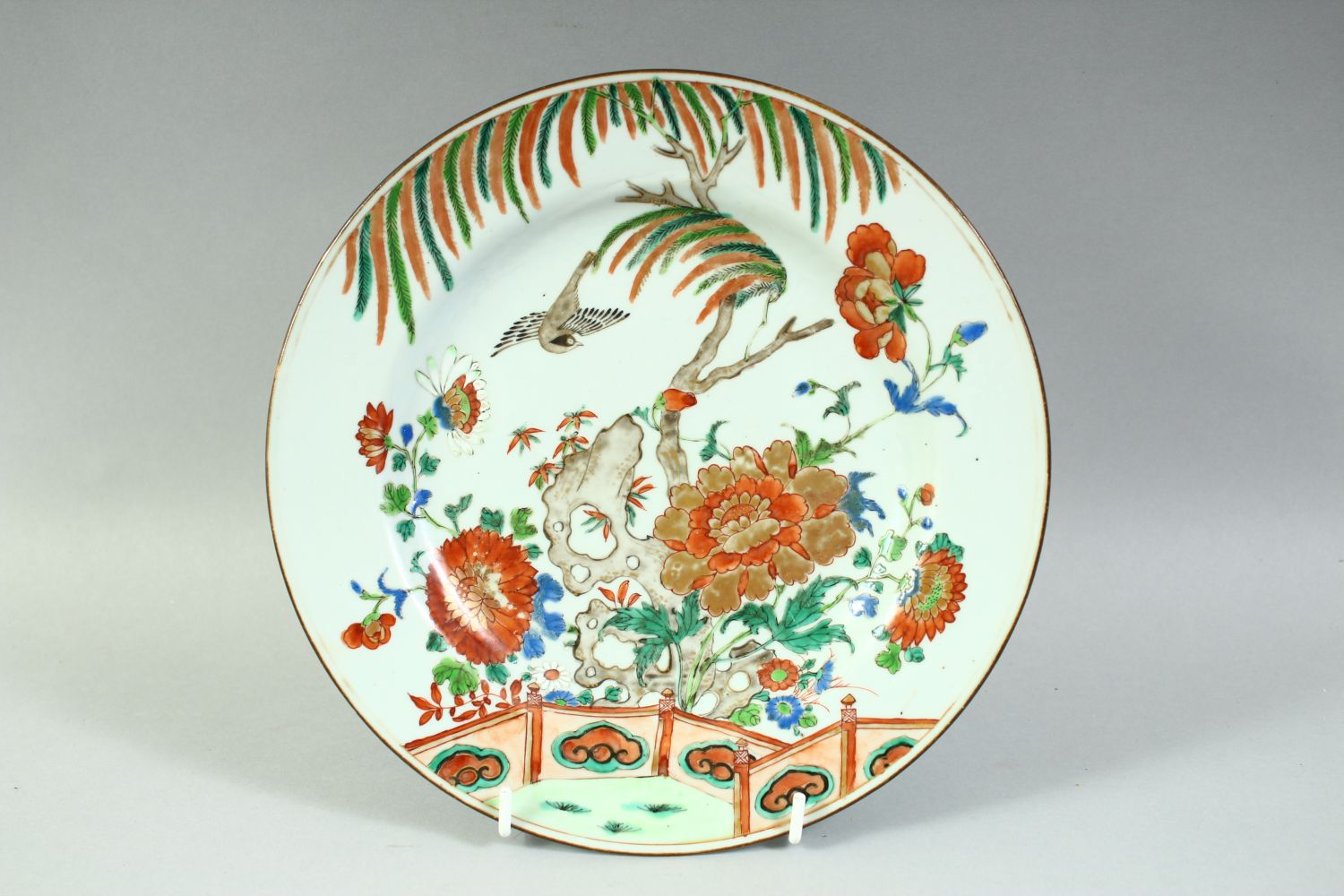 FOUR CHINESE FAMILLE VERTE PORCELAIN DISHES, painted with a bird and native flora with gilt - Image 5 of 6