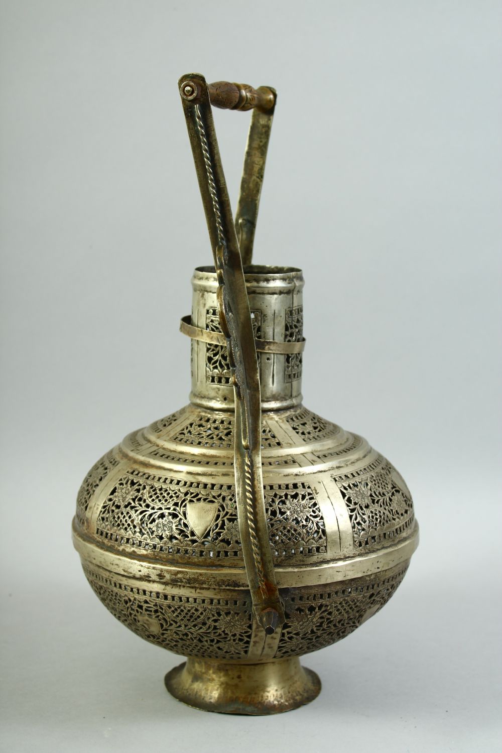 AN ISLAMIC OPENWORK METAL LANTERN / LAMP, with pierced floral decoration and handle, 38cm high - Image 2 of 5
