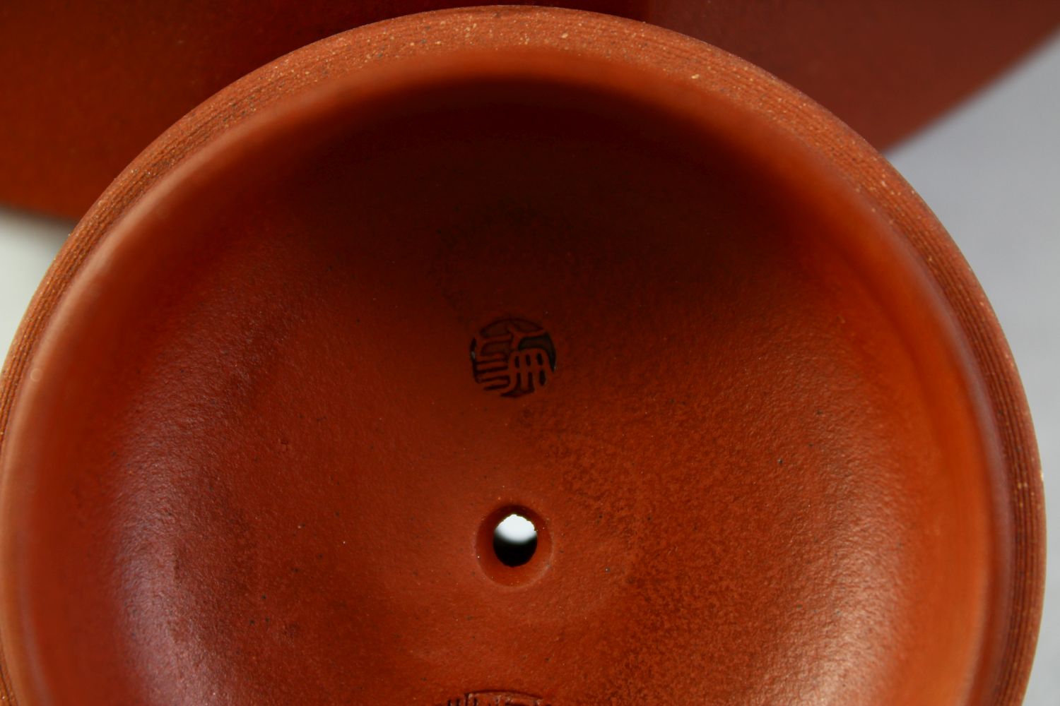 AN UNUSUAL CHINESE YIXING TEAPOT, with impressed marks to inner lid and base, 15cm wide (including - Image 7 of 11