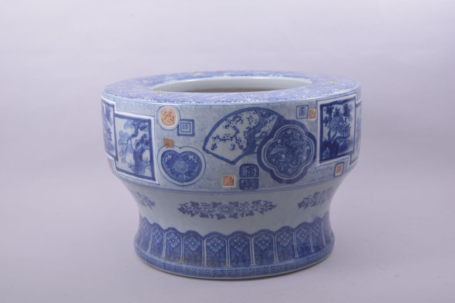 A LARGE JAPANESE ARITA BLUE AND WHITE PORCELAIN HIBACHI, possibly Taisho period, decorated with - Image 2 of 7