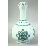 A CHINESE DOUCAI PORCELAIN GARLIC HEAD VASE, with six character mark to base, 24cm high.