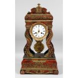 A GOOD 19TH CENTURY FRENCH BOULLE CLOCK with pendulum striking on a single bell with brass inlay.
