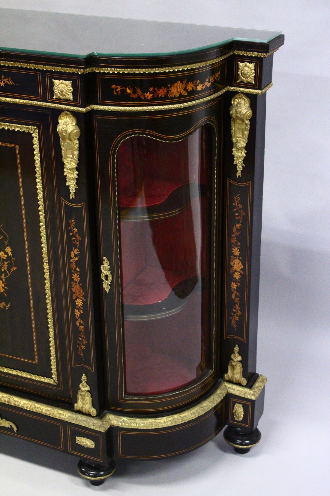 A GOOD 19TH CENTURY FRENCH EBONY AND MAHOGANY CREDENZA marquetry panel to the front glass bowed - Image 6 of 8