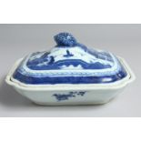 A CHINESE BLUE AND WHITE PORCELAIN TUREEN AND COVER, the cover and interior decorated with landscape