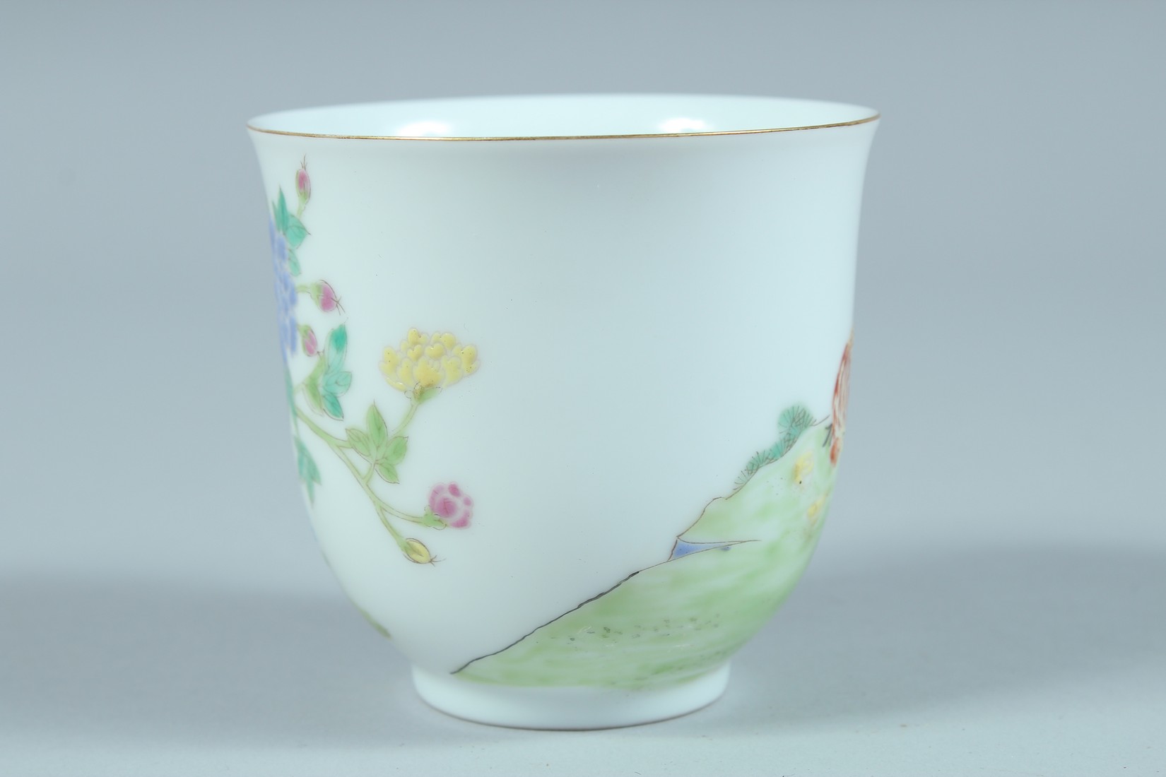 A CHINESE CHICKEN CUP. - Image 2 of 7
