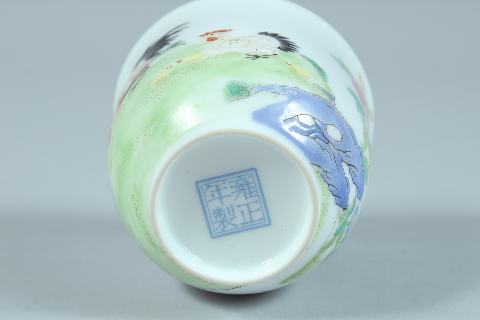 A CHINESE CHICKEN CUP. - Image 6 of 7