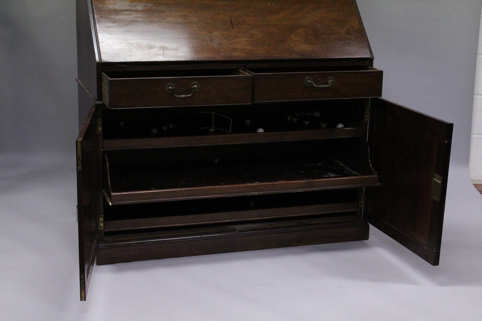 A GOOD GEORGE III MAHOGANY BUREAU BOOKCASE, the top with cornice over a pair of glazed doors with - Image 2 of 5