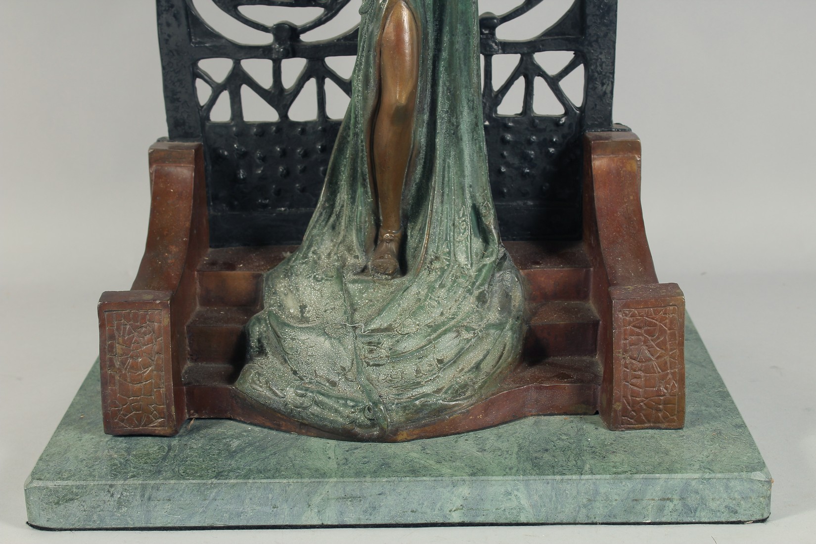 A GOOD LARGE DECO BRONZE GIRL standing by a gate on a marble base. 2ft 2ins high. - Image 4 of 5