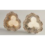 A PAIR OF SILVER CLOVER SHAPED BON BON DISHES. Sheffield 1895.