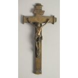 AN 18TH CENTURY BRONZE CRUCIFIX. 9.5ins long.