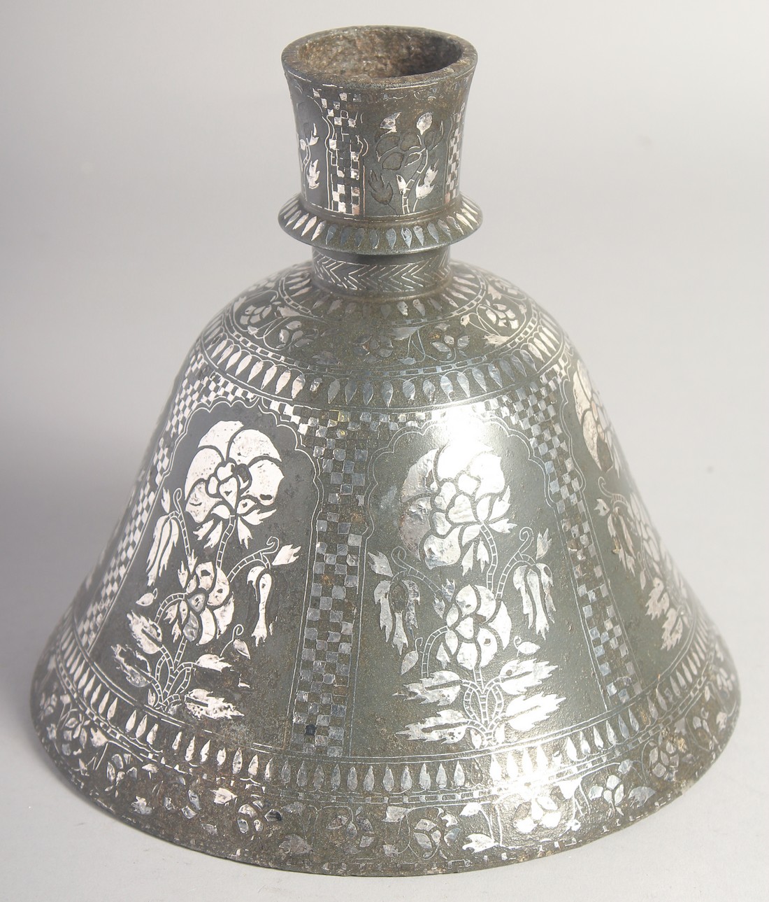 A LARGE 18TH CENTURY INDIAN BIDRI SILVER INLAID HUQQA BASE, with decorative floral panels. 20cm - Image 2 of 5