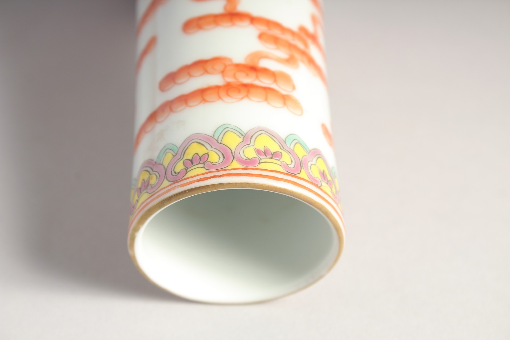 A CHINESE CORAL RED AND WHITE PORCELAIN VASE, painted with a dragon chasing the flaming pearl of - Image 5 of 7