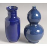 TWO CHINESE BLUE GLAZE PORCELAIN VASES, double gourd vase: 19.5cm high, other vase: 18.5cm high, (