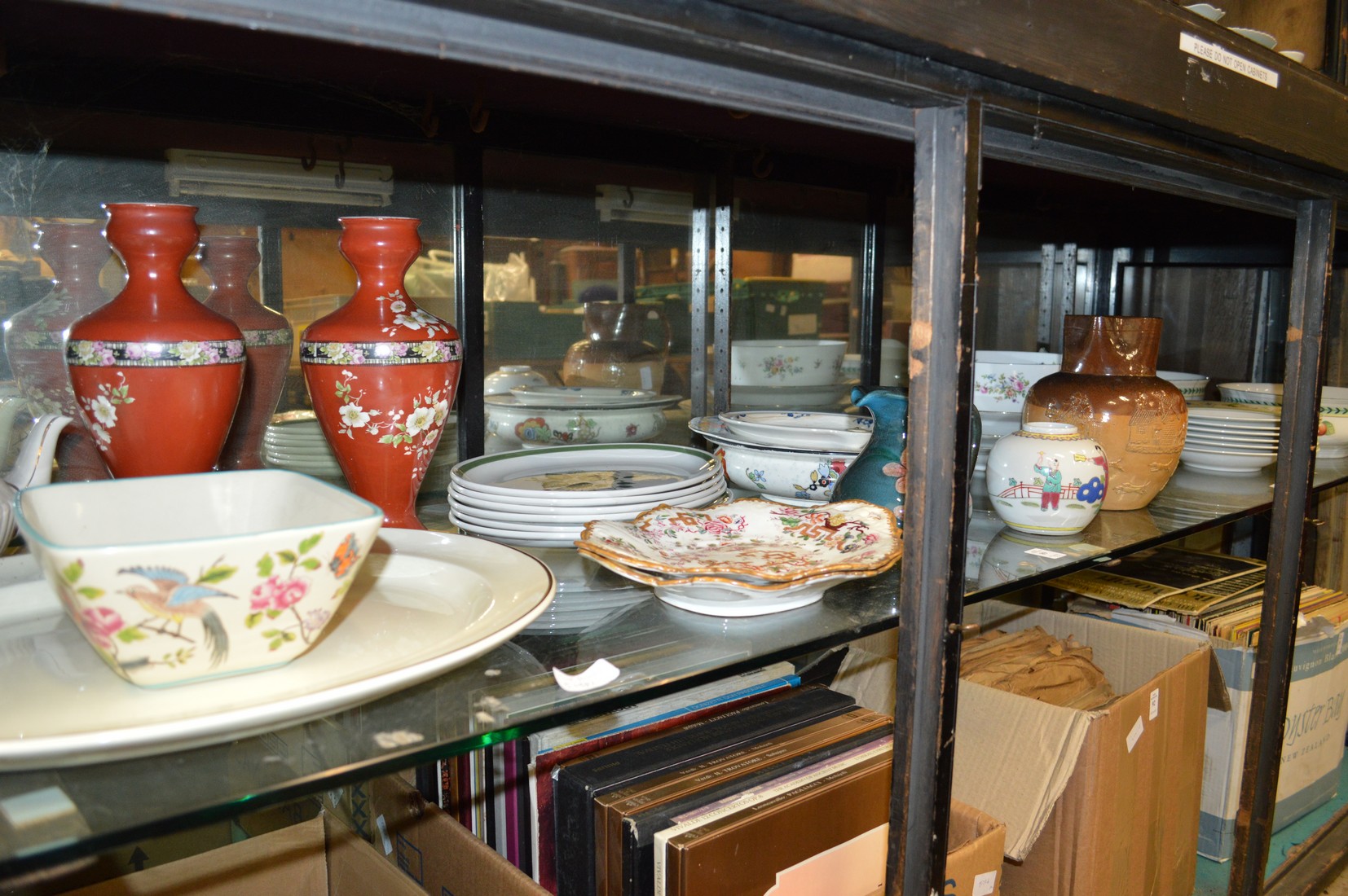 A good collection of decorative china.