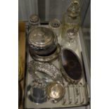 A group of small silver items to include trinket box, toast rack, bonbon dish and other items.