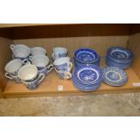 Willow pattern cups and saucers etc.