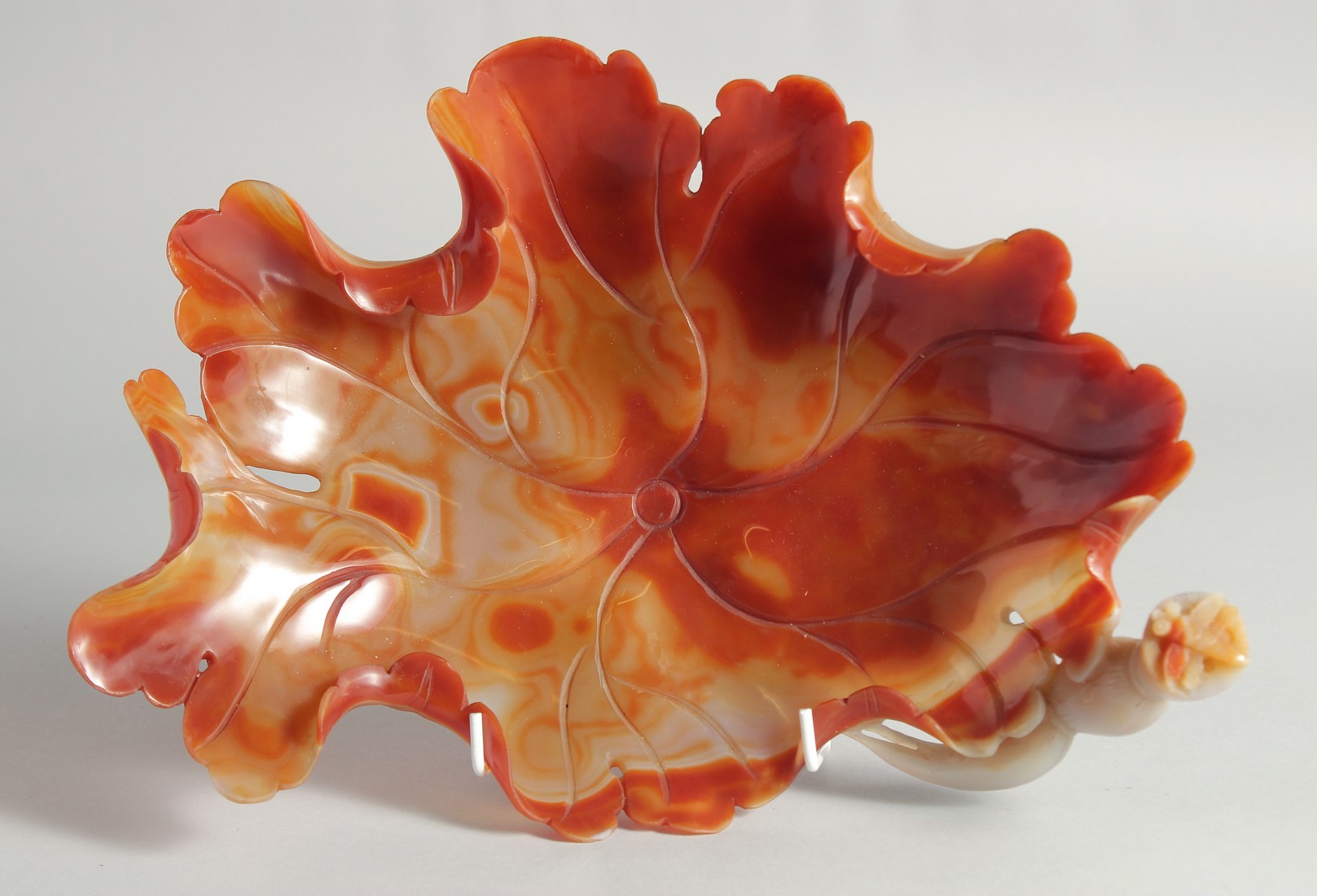 A VERY LARGE CHINESE AGATE-TYPE LEAF FORM DISH, 31cm long.